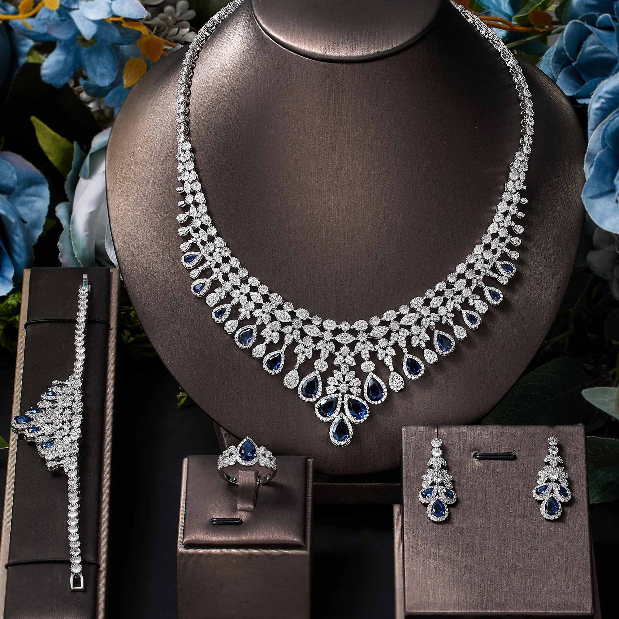 2026 Zircon Super Deluxe Tassel Water Drop Big Wedding Bridal Necklace Earrings 4 Pieces Nigerian Dubai Women's Jewelry Set